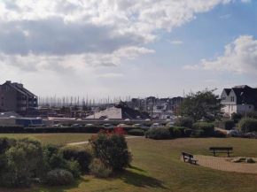 Charmant apt famille avec balcon au Port du Crouesty, parking inclus - FR-1-639-55